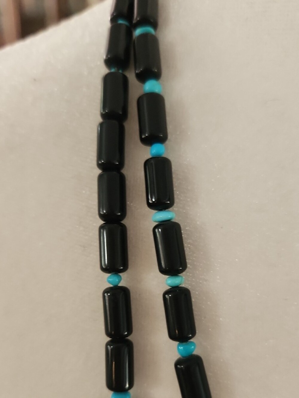 Jay King Turquoise Necklace With Black Stone - Picture 3 of 4